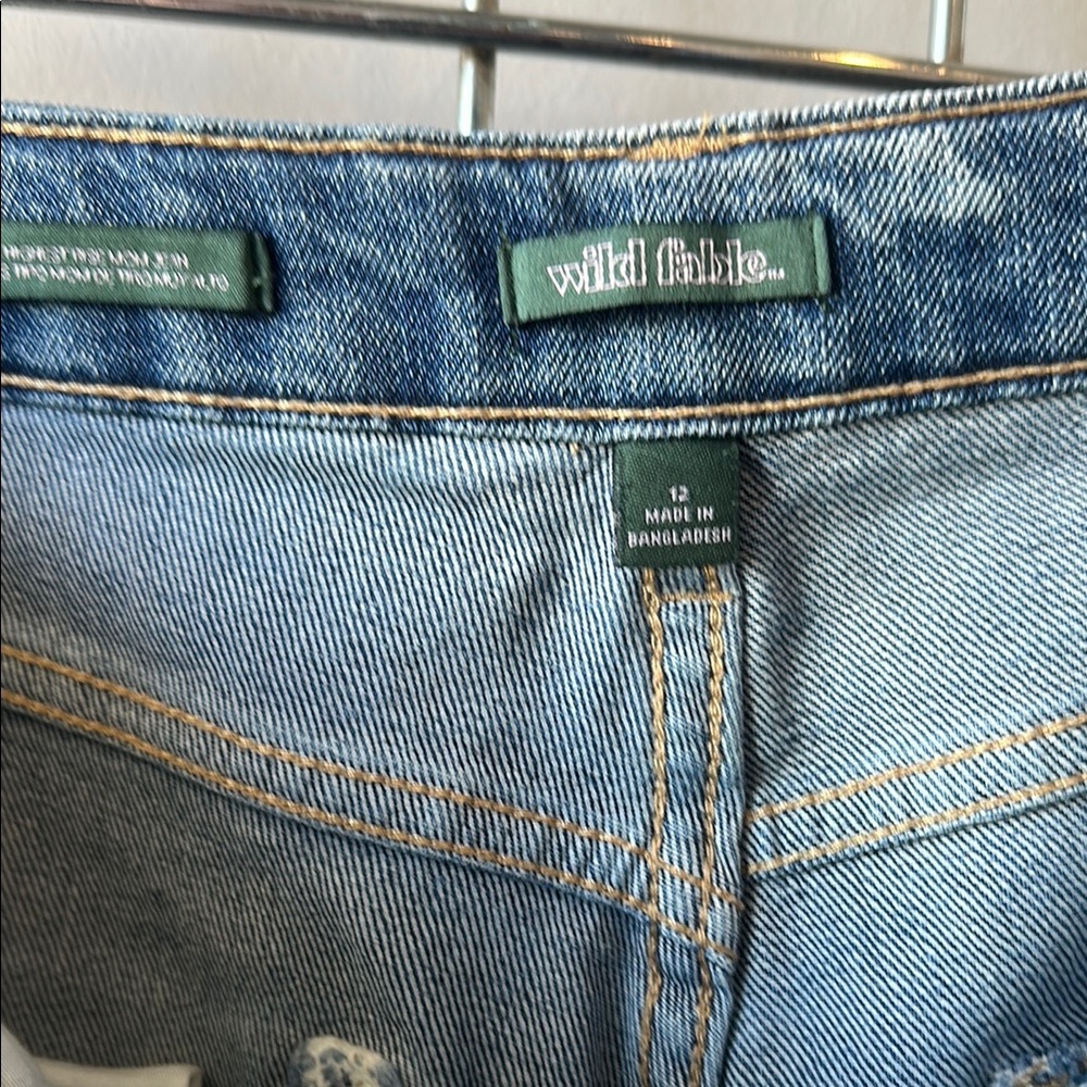 Wild Fable Blue Straight Leg Jeans with Distressed Details - Picture 2 of 3